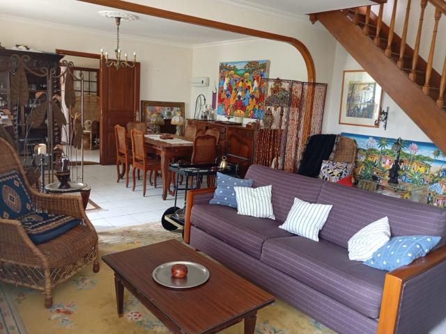 Maison 7 pièces 219 m²