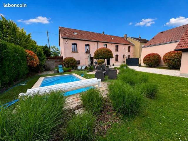 Maison 7 pièces 200 m²
