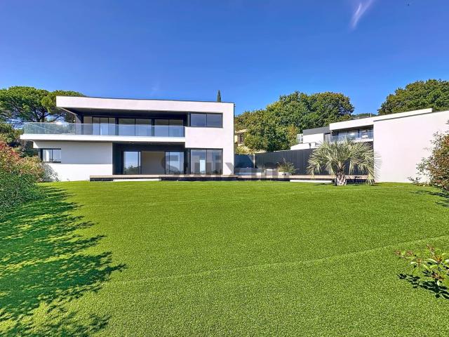 Maison 7 pièces 200 m²