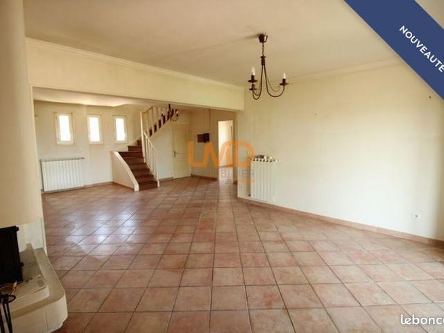 Maison 7 pièces 200 m²