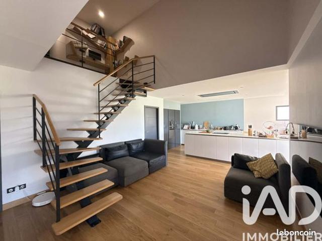 Maison 7 pièces 200 m²