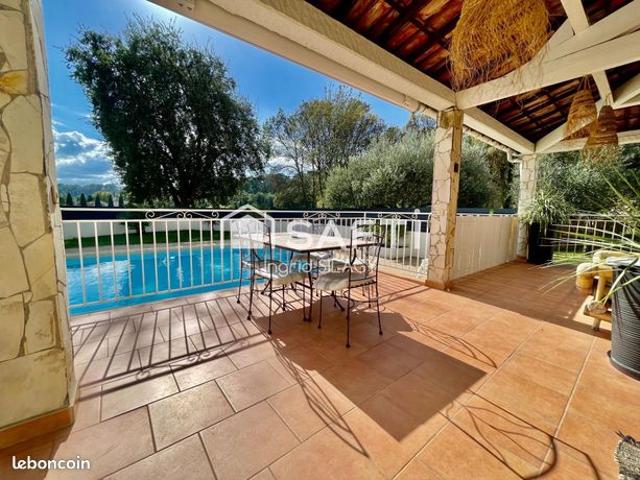 Maison 7 pièces 200 m²