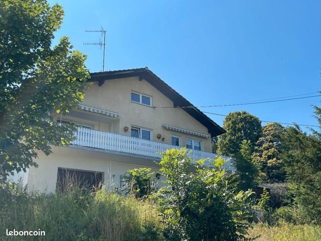 Maison 7 pièces 200 m²