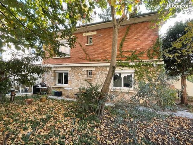 Maison 7 pièces 200 m²