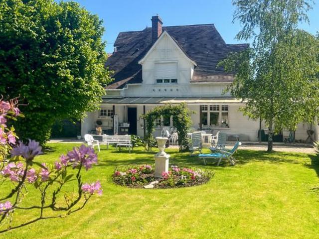 Maison 7 pièces 200 m²