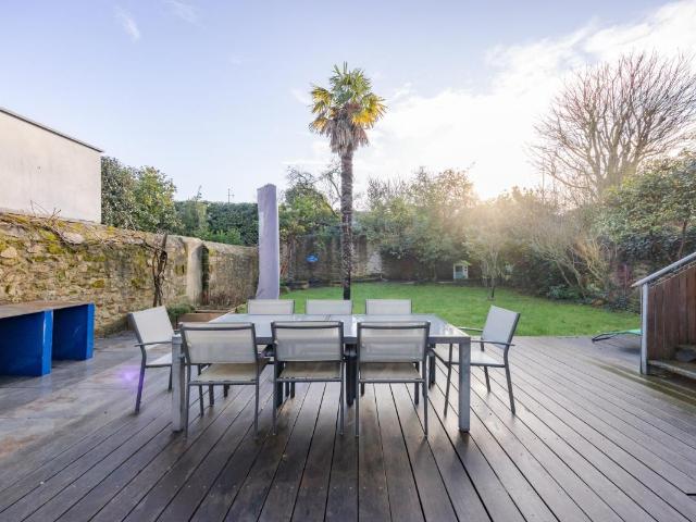 Maison 7 pièces 200 m²
