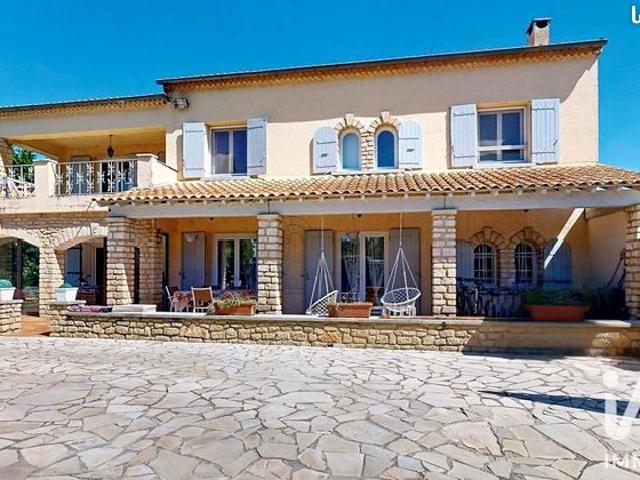Maison 7 pièces 200 m²
