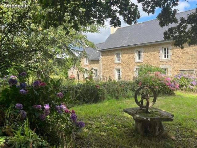 Maison 7 pièces 200 m²