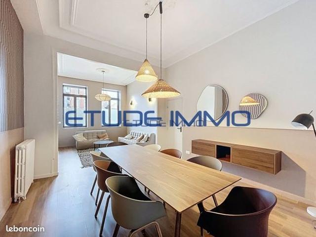 Maison 7 pièces 200 m²