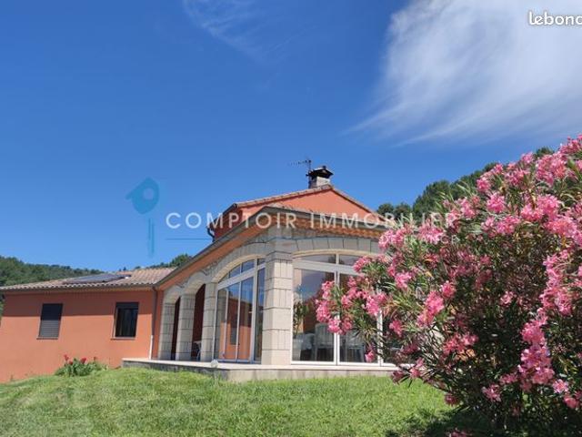 Maison 7 pièces 200 m²