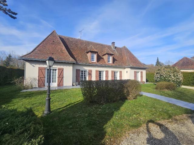 Maison 7 pièces 200 m²