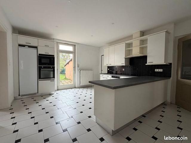 Maison 7 pièces 200 m²