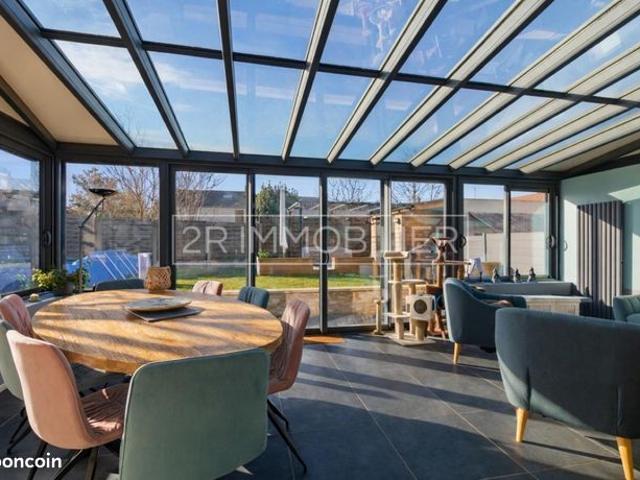 Maison 7 pièces 200 m²