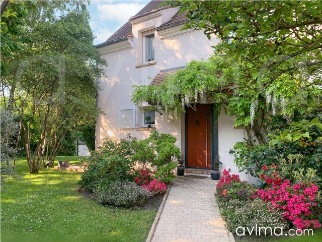 Maison 7 pièces 200 m²