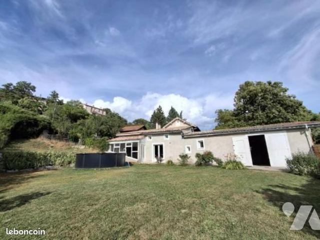 Maison 7 pièces 200 m²