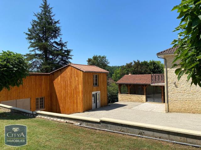 Maison 7 pièces 200 m²