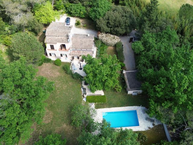 Maison 7 pièces 200 m²