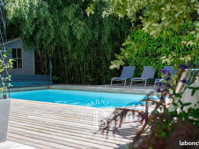 Maison 7 pièces 200 m²