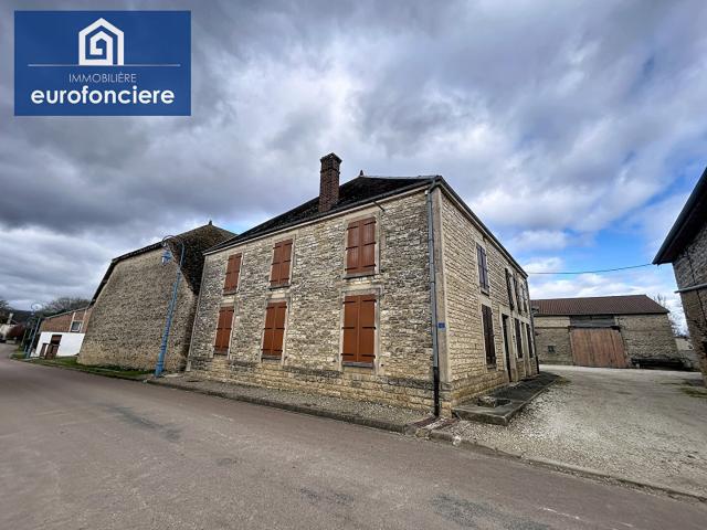 Maison 7 pièces 200 m²
