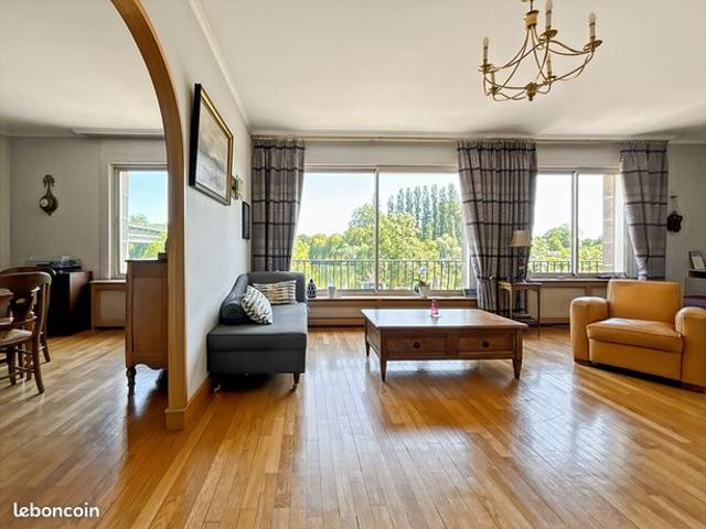 Maison 7 pièces 200 m²