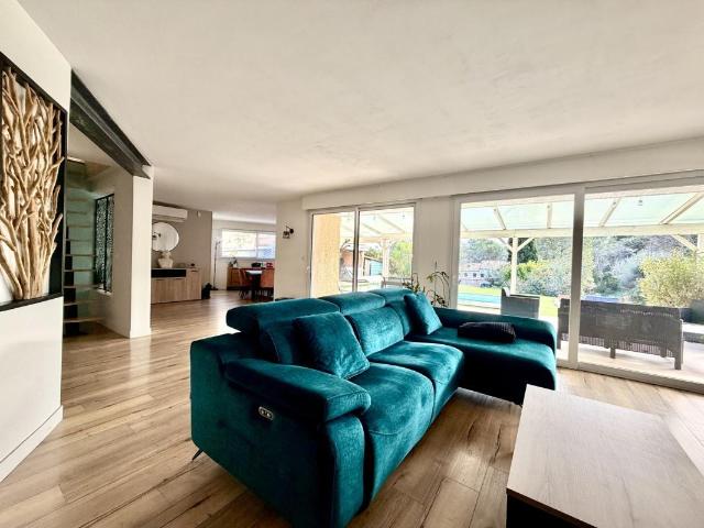 Maison 7 pièces 200 m²