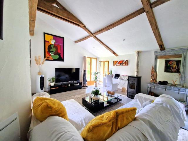 Maison 7 pièces 200 m²