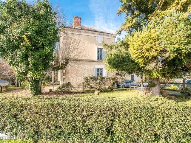Maison 7 pièces 200 m²