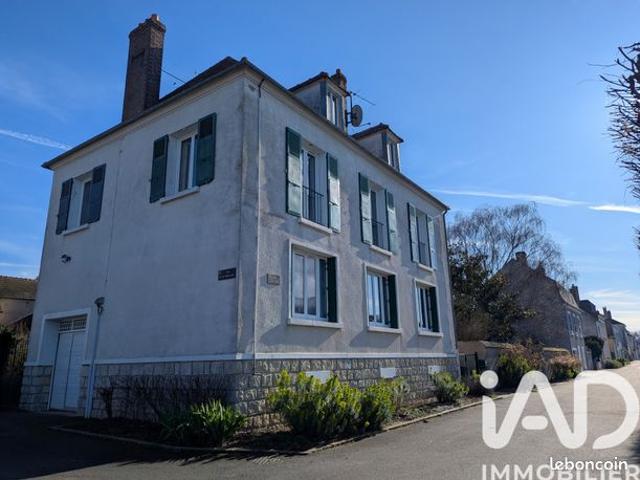 Maison 7 pièces 200 m²