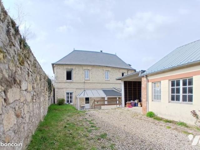 Maison 7 pièces 200 m²