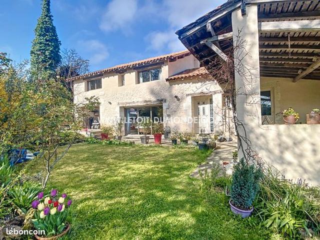 Maison 7 pièces 200 m²