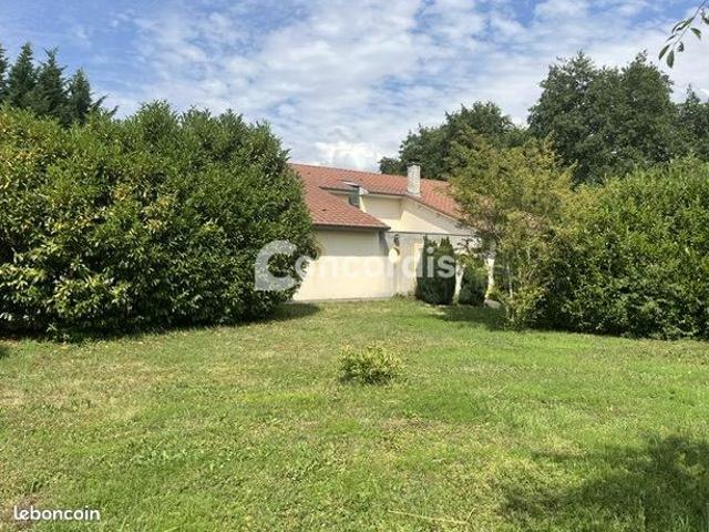 Maison 7 pièces 200 m²