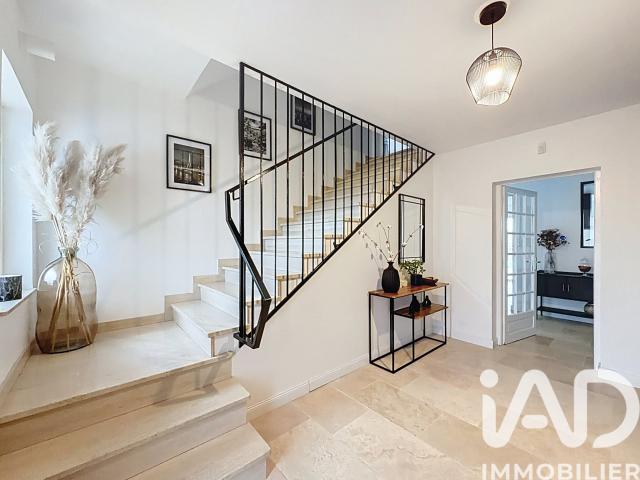 Maison 7 pièces 200 m²