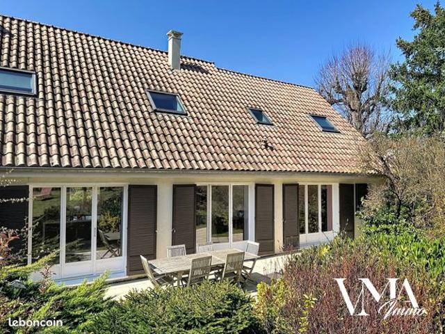 Maison 7 pièces 200 m²