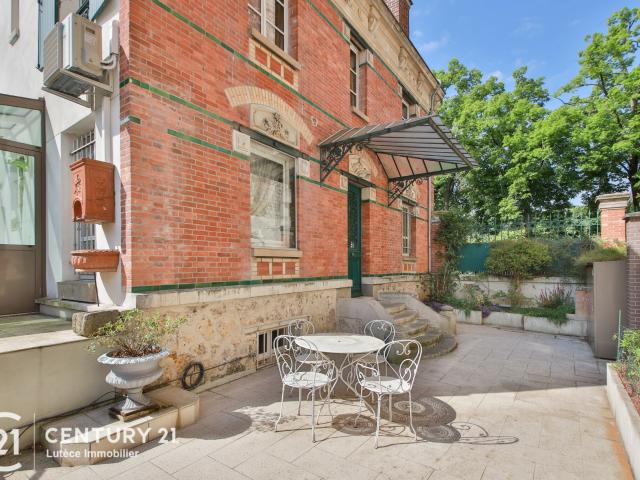 Maison 7 pièces 200 m²