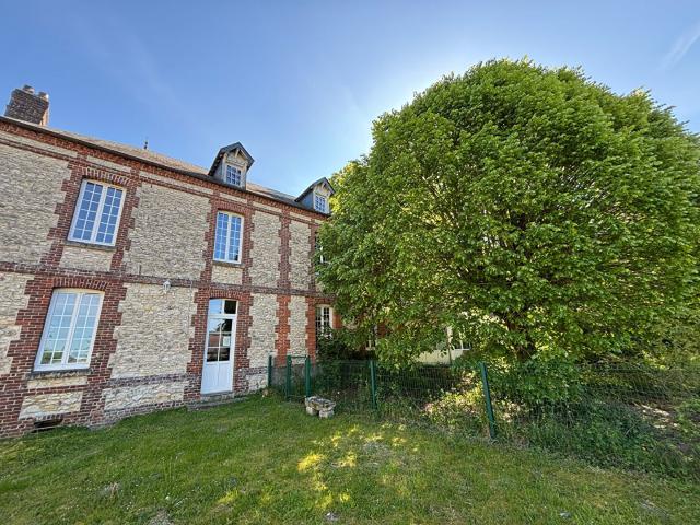 Maison 7 pièces 200 m²