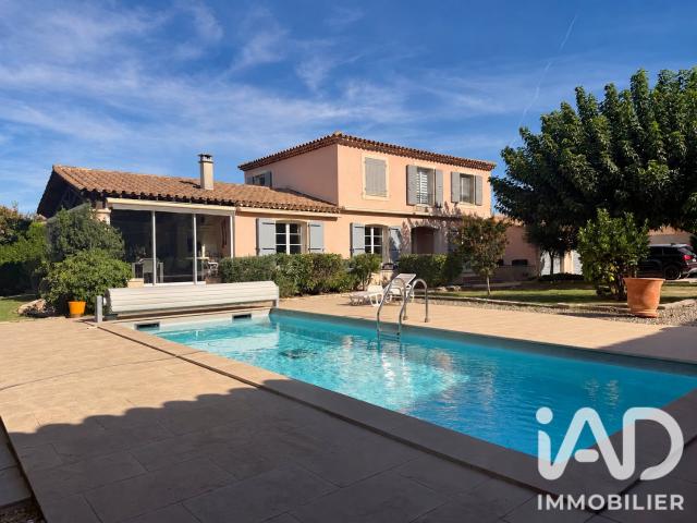 Maison 7 pièces 200 m²