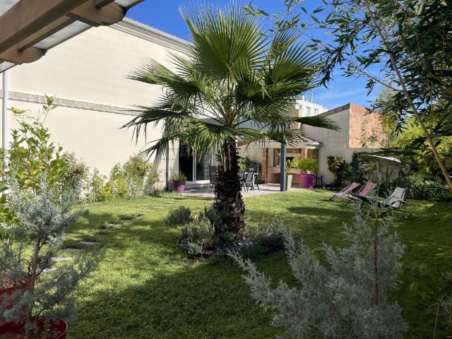 Maison 7 pièces 200 m²