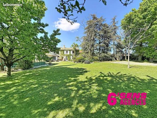 Maison 7 pièces 200 m²