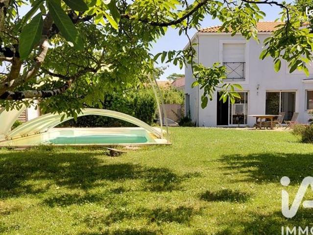 Maison 7 pièces 200 m²
