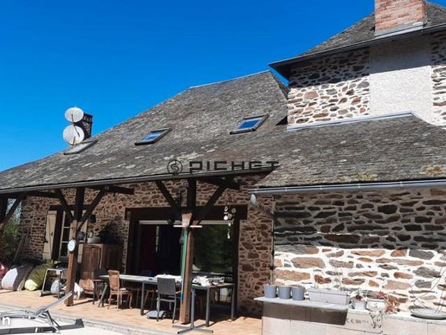 Maison 7 pièces 200 m²