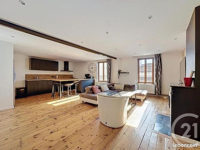 Maison 7 pièces 200 m²