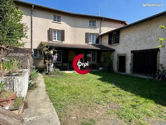 Maison 7 pièces 200 m²
