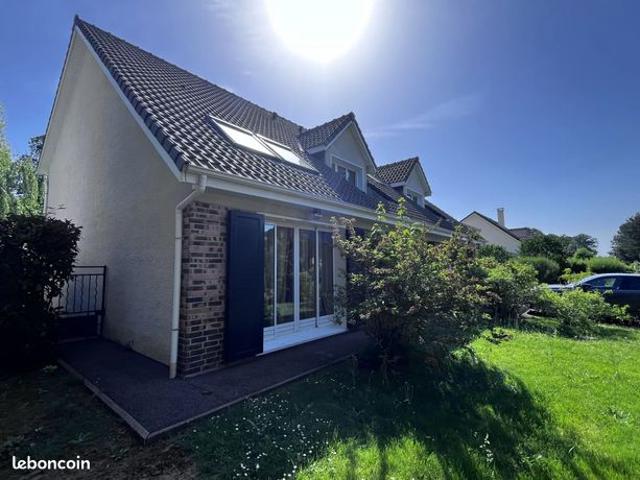 Maison 7 pièces 200 m²