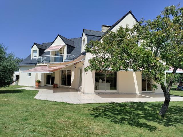 Maison 7 pièces 200 m²