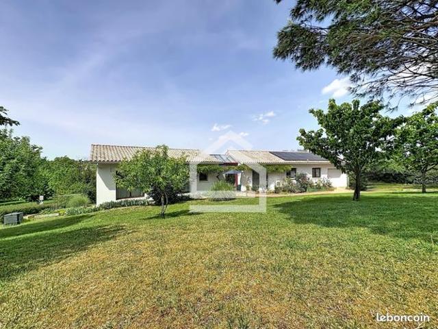 Maison 7 pièces 200 m²