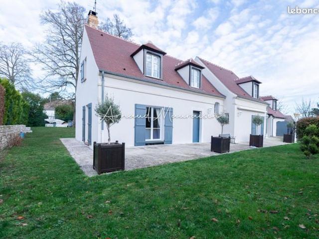 Maison 7 pièces 201 m²