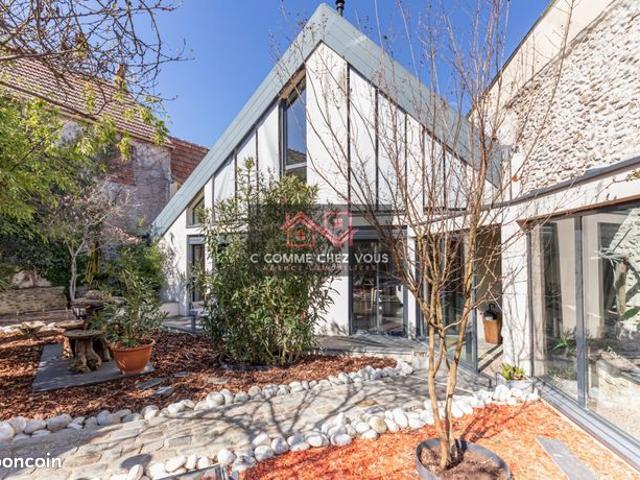 Maison 7 pièces 201 m²