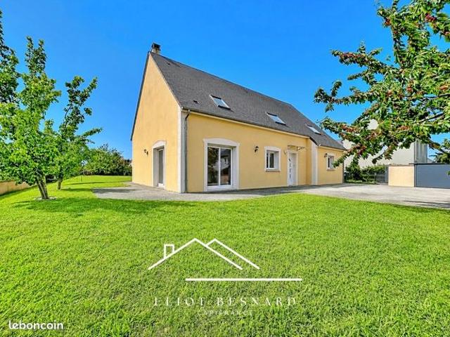 Maison 7 pièces 201 m²