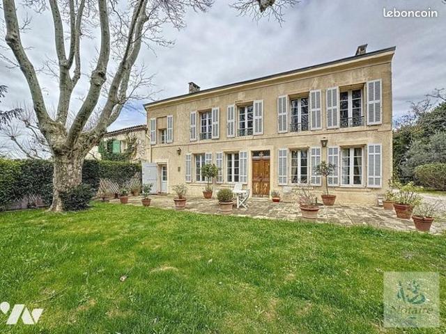 Maison 7 pièces 201 m²