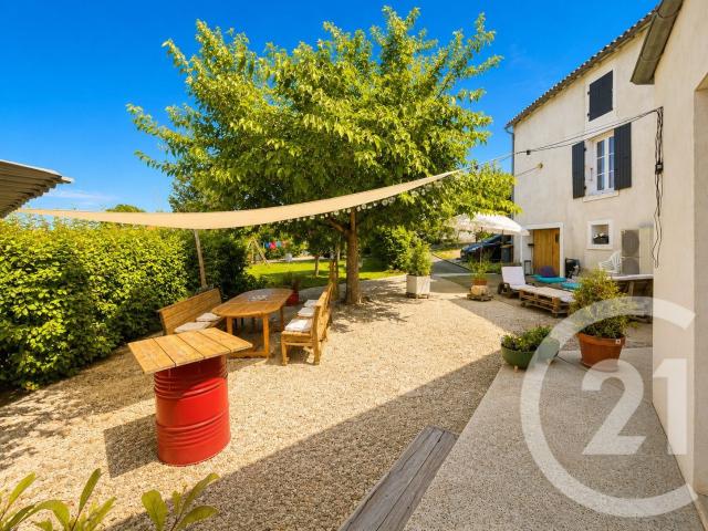Maison 7 pièces 202 m²